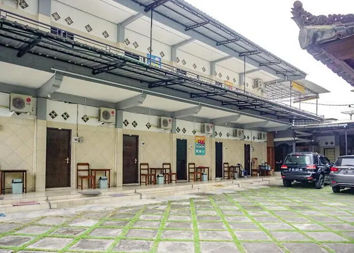 Hotel Reddoorz Near Penimbangan