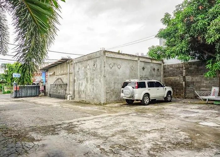 Hotel Reddoorz Near Penimbangan 2*