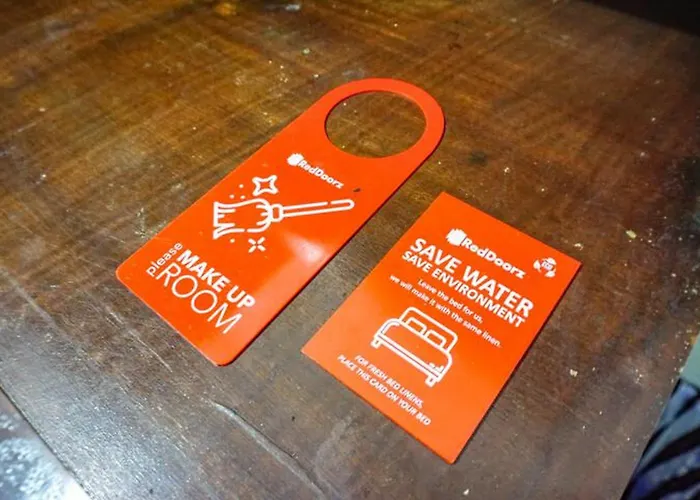 Reddoorz Near Penimbangan Hotel