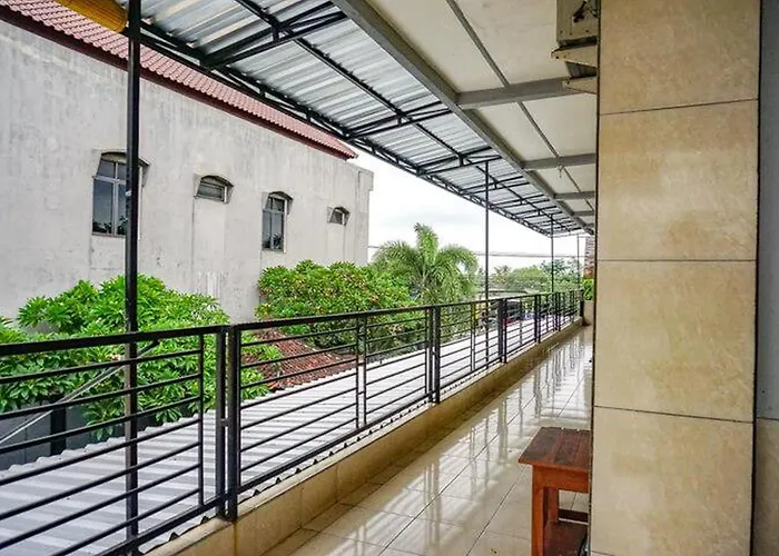 Reddoorz Near Penimbangan Hotel Singaraja (Bali)